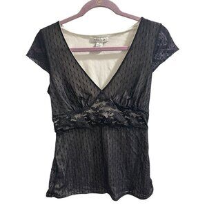 💰BOGO💰 White House Black Market Sheer Lace Knit Top With Lining Size M